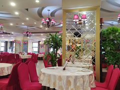 -新东源国际酒店·新东源食坊(沙井店)