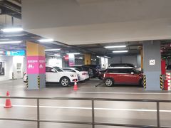-宜家家居（上海徐汇商场店）-停车场