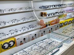 -明月眼镜(三坝店)