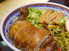 卤大鸡腿饭-潮汕三宝鲜牛肉火锅