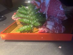 -铭牛烧肉·和牛海鲜自助(高新月牙湖店)