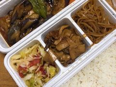 -关东小磨东北菜(上海长风大悦城店)