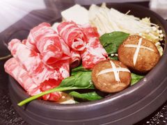 -烤路里·韩国品质自助烤肉(石路天虹4号店)