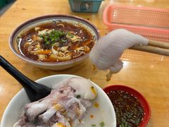 -雷祖芳老妈蹄花店