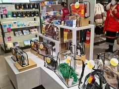 -唯品会(北京国瑞城店)