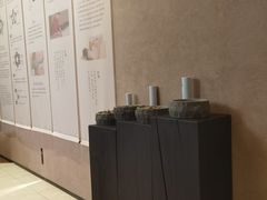 -灸春堂·艾灸·痛症·整脊连锁(之江银泰店)