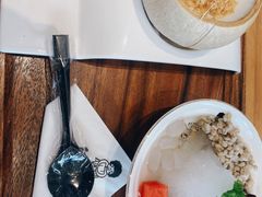 椰子水清补凉-自然椰·海南清补凉(海月广场店)