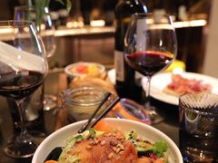 烟熏三文鱼色拉-wineapp葡萄酒餐吧(外滩金融中心店)