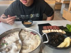 -呷哺呷哺 黄金牧场 (中发百旺店)