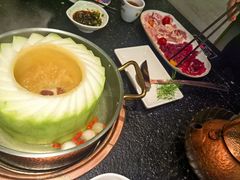 -得意咚瓜·顺德鱼生·冬瓜火锅(深圳首店)