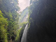 -龙水峡地缝景区