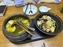 -云海肴·汽锅鸡·云南菜(天山百盛优客店)