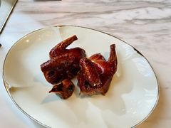 脆皮妙龄鸽-新荣记(新源南路店)