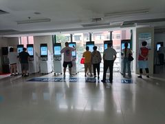 -上海市松江区中心医院