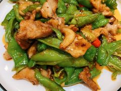 -东来菜馆•手抓海鲜家常菜•海鲜锅贴(鸽子窝店)