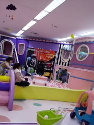 -孩子王童乐园(常德万达店)
