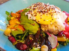 金枪鱼藜麦沙拉-HIGH FIVE哈福手工汉堡(桂林路店)