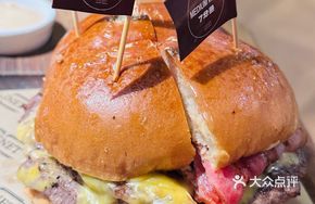 Double Beef Bacon Burger