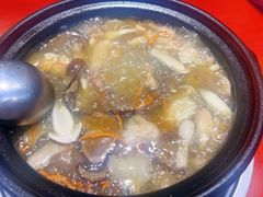 -菌之家·专业纯野生菌火锅·特色炒菌