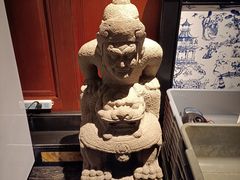 -八府香鸭·啫啫煲(华山路店)