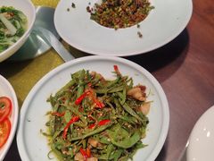 -川流不息·地道川菜·小龙虾(松东路店)