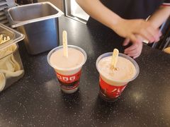 -八婆婆烧仙草(中山路店)