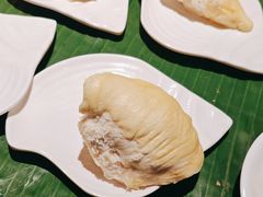 -雍容荟帝王蟹活龙虾展台自助(IFS黑金店)