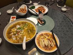 -粤尚腾香居中餐厅(首都机场希尔顿店)