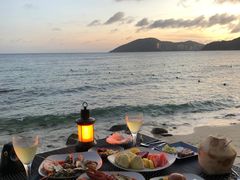 -三亚艾迪逊酒店·海滩烧烤 BARBACOA·现场乐队·浪漫晚餐·烧烤海鲜