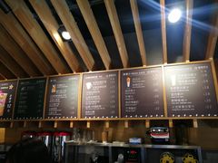 -焙丽拾光(麦凯乐直营店)