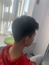 -LILI·HAIR SALON理理造型
