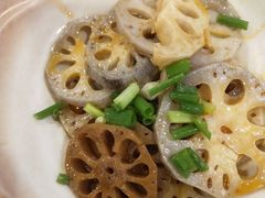 -双燕楼·手工馄饨·汤面小吃(世纪汇店)