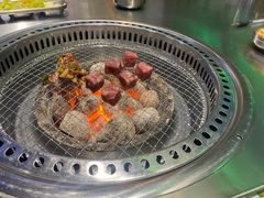 -马路牙子烧烤音乐酒馆(望京店)