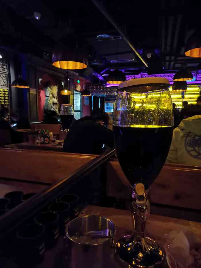 helens海伦司(成都339店)-"[薄荷]环境: 339电视塔后面2楼电梯.