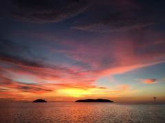 -Sunset Bar(丹绒亚路香格里拉店)