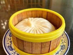 蟹黄大汤包-九炉分座·扬州早茶·淮扬菜(何园店)