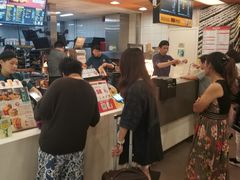 -麦当劳(中山公园龙之梦店)