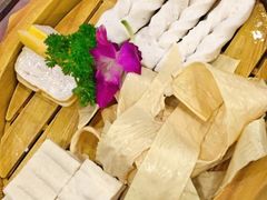 -滇釜火锅·能喝汤的火锅(车公庄店)