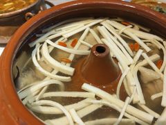 -雀舞云南菜(乐客城店)