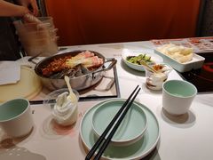 -黄记煌三汁焖锅(新佳丽江汉路店)