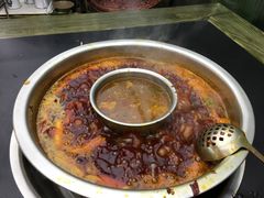 -邓莽子老火锅(中兴路总店)
