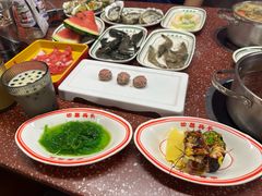 -四囍码头海鲜烧烤自助火锅(外滩南京东路悦荟广场店)