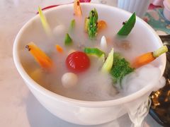 -水桶王国主题餐厅·聚会·生日派对·亲子活动·家庭套餐(亚龙湾希尔顿店)