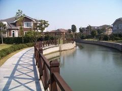 -佘山银湖别墅