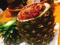 版纳菠萝饭-老滇山寨•云南特色菜•地方菜•民族风情歌舞表演(金碧店)