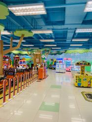 -莫莉幻想儿童乐园(武汉保利广场店)