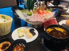 -金陵饭店 56F 家·海鲜火锅餐厅