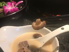 活体菌菇-捞王猪肚鸡火锅(昆山店)