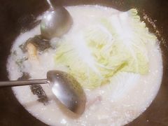 -陈大锅·岳阳鱼馆·地道岳阳菜(美食街店)