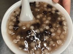 -芳婆糕团店(王府大街店)